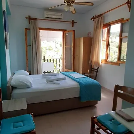 Maison d'hôtes Pansion Platana 3*